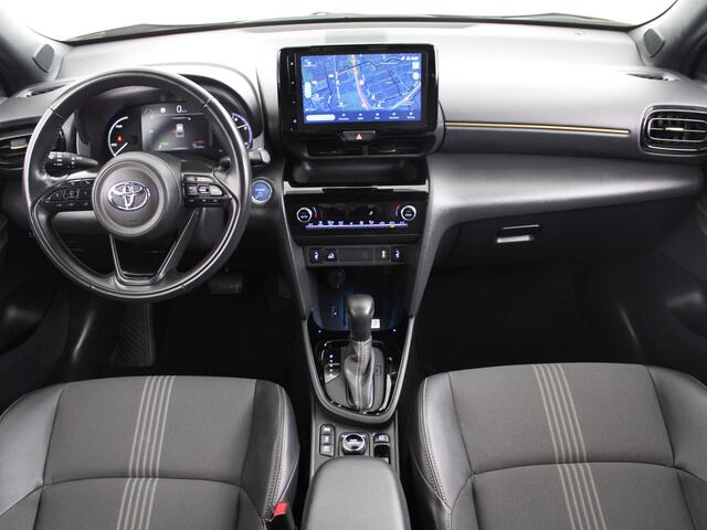 Toyota YARIS Cross 1.5 Hybrid i-AWD Adventure Limited | Navigatie | Parkeersensoren | Stoelverwarming |