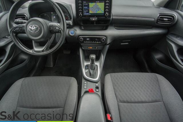 Toyota YARIS 1.5 Hybrid Active Keyless NAVI ACC