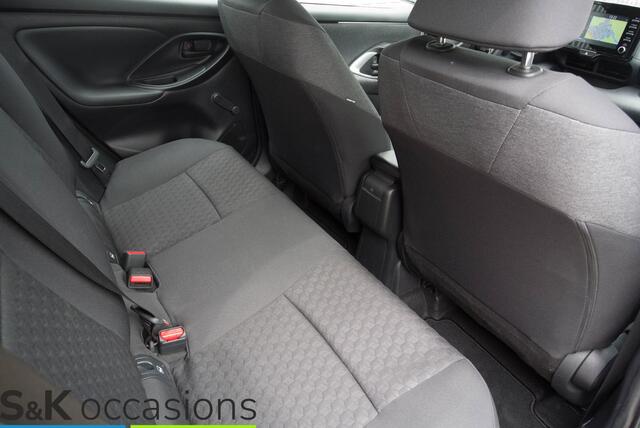 Toyota YARIS 1.5 Hybrid Active Keyless NAVI ACC