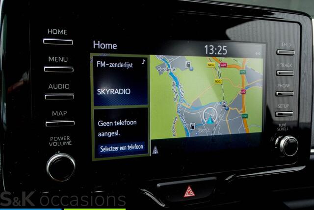 Toyota YARIS 1.5 Hybrid Active Keyless NAVI ACC