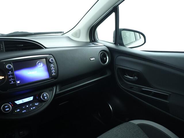 Toyota YARIS 1.5 Hybrid Y20 Limited | LM Velgen | Parkeersensoren |