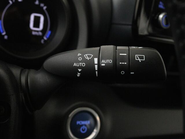 Toyota YARIS 1.5 Hybrid Dynamic