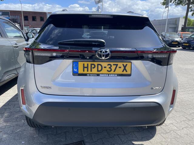 Toyota YARIS Cross 1.5 Hybrid 115 First Edition Comfort Pack