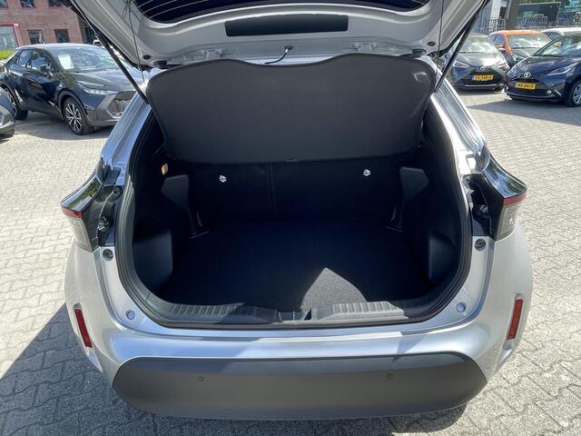Toyota YARIS Cross 1.5 Hybrid 115 First Edition Comfort Pack