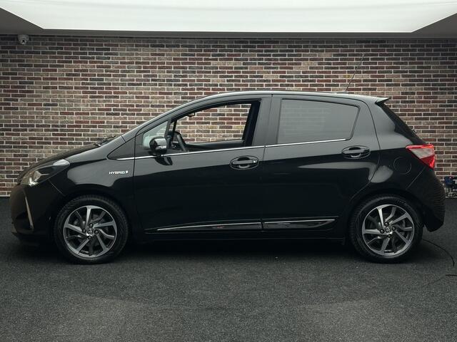 Toyota YARIS 1.5 Hybrid Premium Automaat Camera DAB Panorama Led