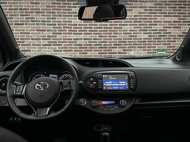 Toyota YARIS 1.5 Hybrid Premium Automaat Camera DAB Panorama Led