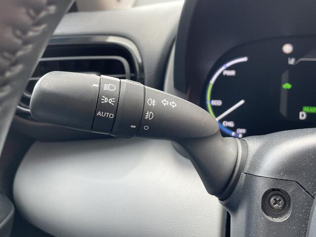 Toyota YARIS 1.5 Hybrid Active | Parkeersensoren V+A | Trekhaak