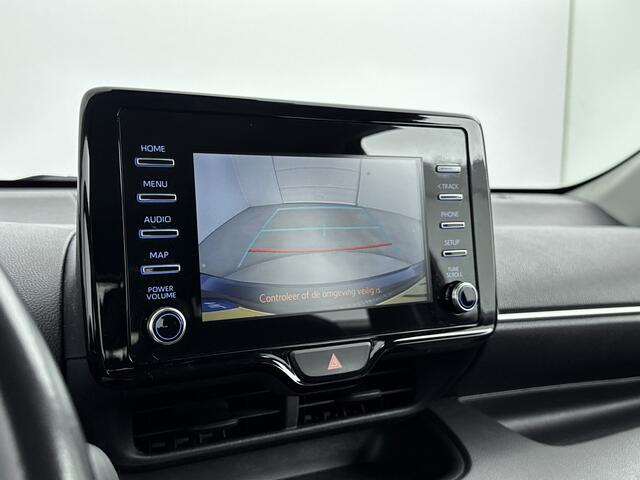 Toyota YARIS 1.5 VVT-i First Edition | Navigatie | Parkeercamera |