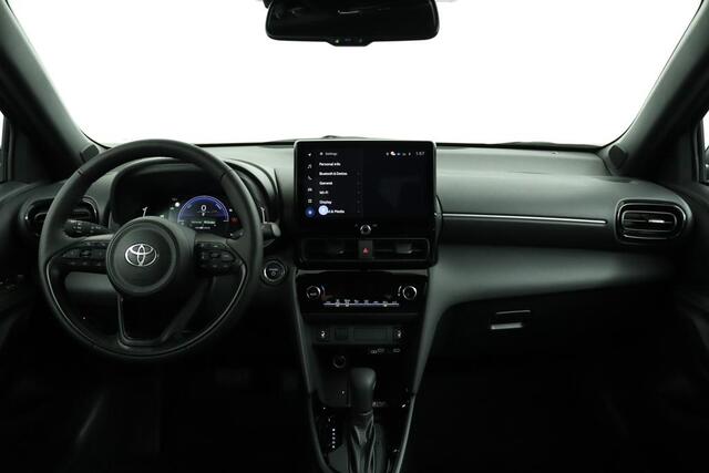Toyota YARIS Cross 1.5 Hybrid 115 Dynamic | Comfort Pack | Adpative Cruise Control | Achteruitrijcamera | Parkeersensoren | Navigatie | Stoelverwarming | Stuurverwarming |
