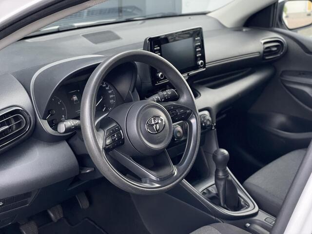 Toyota YARIS 1.0 VVT-i Comfort | Fabrieksgarantie tot 10 03 2027 |