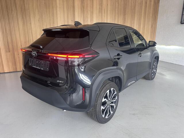 Toyota YARIS Cross 1.5 Hybrid Camera | Navigatie | Stoelverwarming