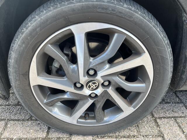 Toyota YARIS 1.5 Hybrid Premium Klima Navi Cruise Trekhaak Acamera Panodak Nap