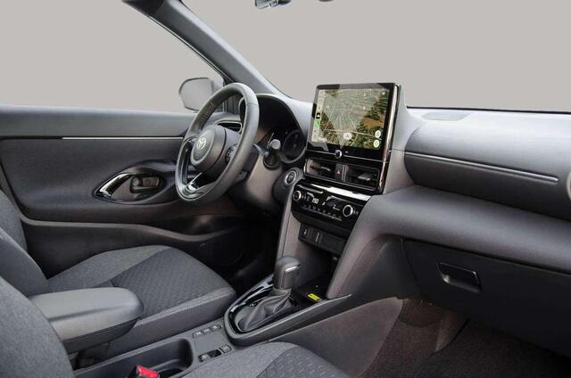 Toyota YARIS Cross 1.5 HYBRID 130 TEAM-PLAYER NAVI PDC-V+A CAMERA SAFETY PACK+WINTER PACK NIEUWE AUTO MET HOGE KORTING