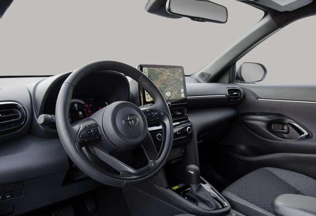 Toyota YARIS Cross 1.5 HYBRID 130 TEAM-PLAYER NAVI PDC-V+A CAMERA SAFETY PACK+WINTER PACK NIEUWE AUTO MET HOGE KORTING