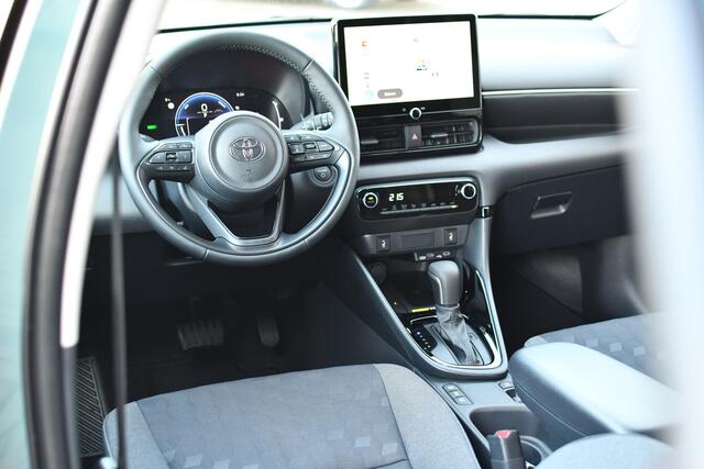 Toyota YARIS 1.5 Hybrid 115 Dynamic Automaat 116pk | Comfort Pack | Dodehoekdetectie | NIEUW |