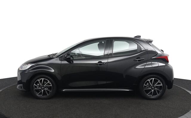 Toyota YARIS 1.5 Hybrid Dynamic | Trekhaak | Navigatie | Led Verlichting | Keyless Entry |