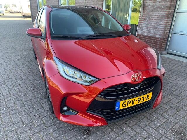 Toyota YARIS 1.5 Hybrid 115 First Edition
