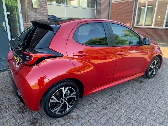 Toyota YARIS 1.5 Hybrid 115 First Edition