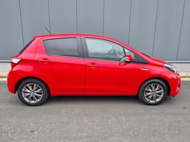 Toyota YARIS 1.5 Hybrid Dynamic | Apple carplay | Cruise | ECC | Camera