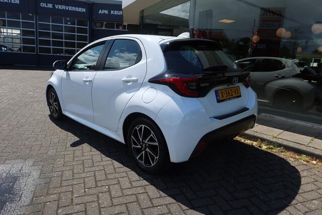 Toyota YARIS 1.5 Hybrid Dynamic I CAMERA I CARPLAY