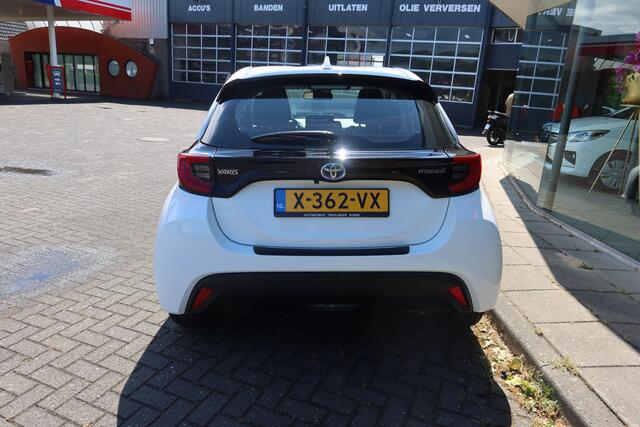 Toyota YARIS 1.5 Hybrid Dynamic I CAMERA I CARPLAY