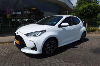 toyota-yaris-1.5-hybrid-dynamic-i-c
