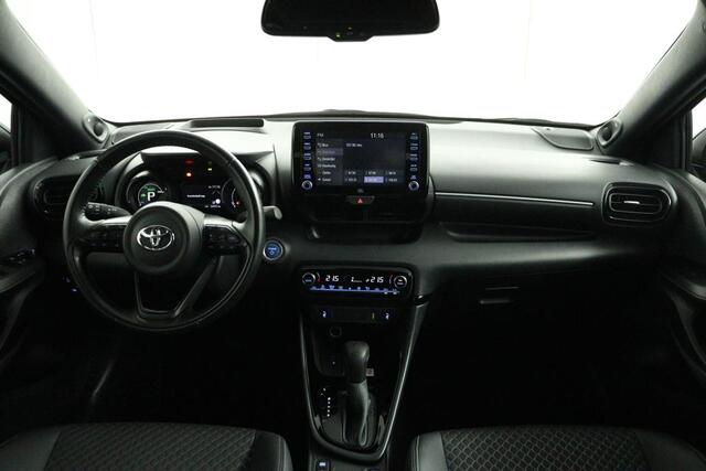 Toyota YARIS 1.5 Hybrid Executive | Trekhaak | Navigatie | Stoel verwarming | Head-up Display |