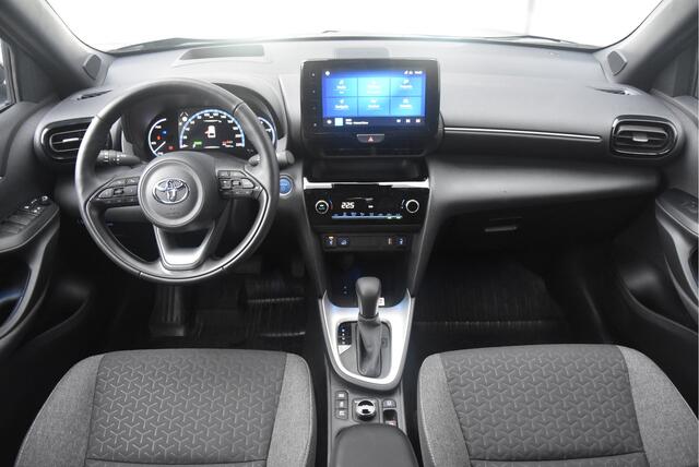 Toyota YARIS Cross 1.5 Hybrid AWD Dynamic + |