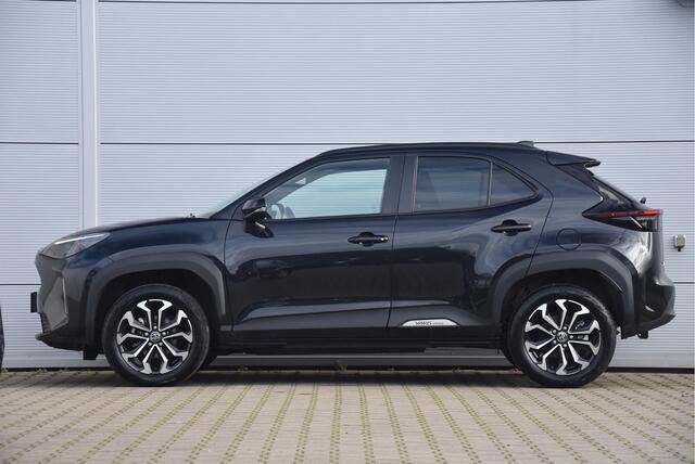 Toyota YARIS Cross 1.5 Hybrid AWD Dynamic + |