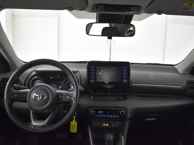 Toyota YARIS 1.5 Hybrid Dynamic | Camera | Apple & Android Carplay | Led