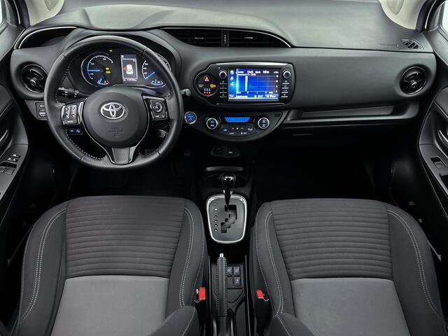 Toyota YARIS 1.5 Hybrid Dynamic Limited Go | Camera | LM Velgen |