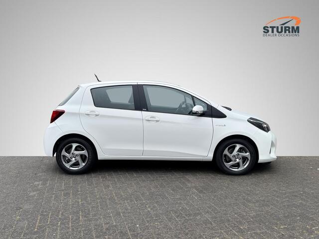 Toyota YARIS 1.5 Hybrid Trend | Camera | 15" L.M.Velg | Navigatie | 5 Drs | Rijklaarprijs!