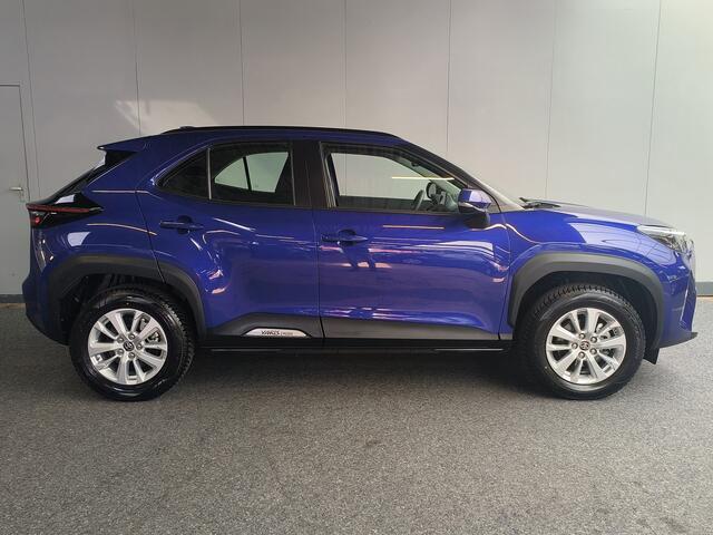 Toyota YARIS Cross 1.5 Hybrid 115 Active + trekhaak Rijklaar + Fabrieksgarantie tot 08-2029 Henk Jongen Auto's in Helmond, al 50 jaar service zoals 't hoort!