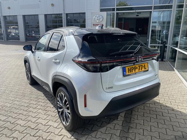 Toyota YARIS Cross 1.5 Hybrid 130 Executive & Premium Pack