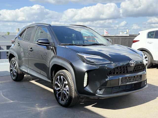 Toyota YARIS Cross 1.5 Hybrid 115 Dynamic + Comfort Pack Nieuw Model 2025 uit voorraad leverbaar