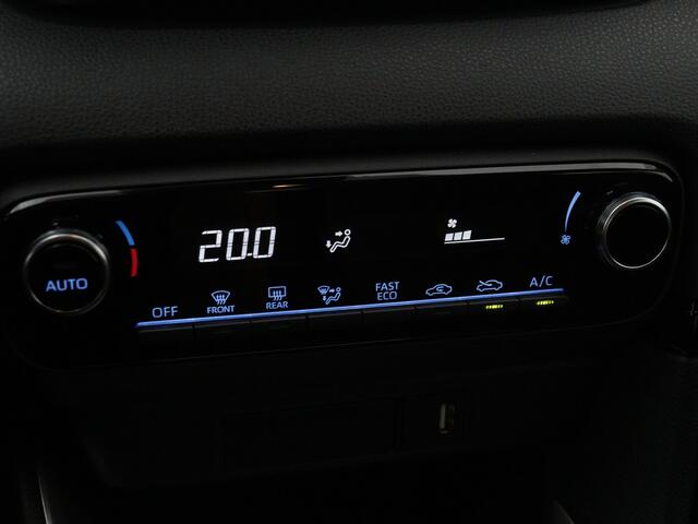 Toyota YARIS 1.5 Hybrid Active Limited | Apple CarPlay | Android Auto |