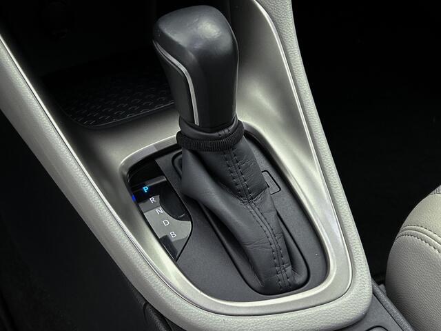 Toyota YARIS 1.5 Hybrid Executive Bi-Tone | Doedehoekdetectie | Stoelverwarming | PDC voor en achter | Uniek Interieur