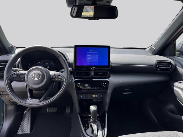 Toyota YARIS 1.5 Hybrid 115 Dynamic + Comfort Pack
