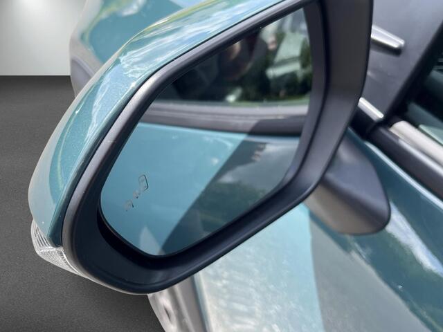 Toyota YARIS 1.5 Hybrid 115 Dynamic + Comfort Pack