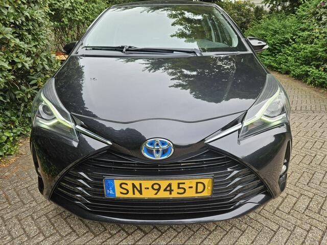 Toyota YARIS 1.5 Hybrid Design Navi