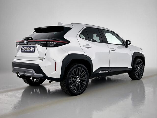 Toyota YARIS Cross 1.5 Hybrid Adventure AWD | All Wheel Drive | Blindspot | Trekhaak | Stoelverwarming | Navigatie |