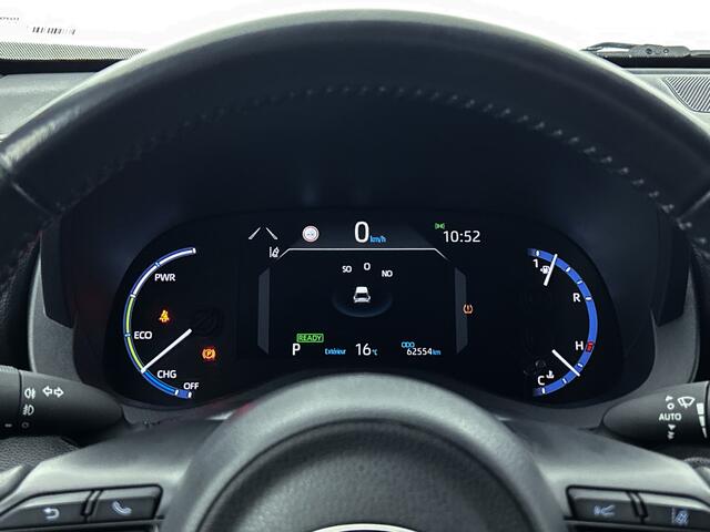 Toyota YARIS Cross 1.5 Hybrid Adventure AWD | All Wheel Drive | Blindspot | Trekhaak | Stoelverwarming | Navigatie |