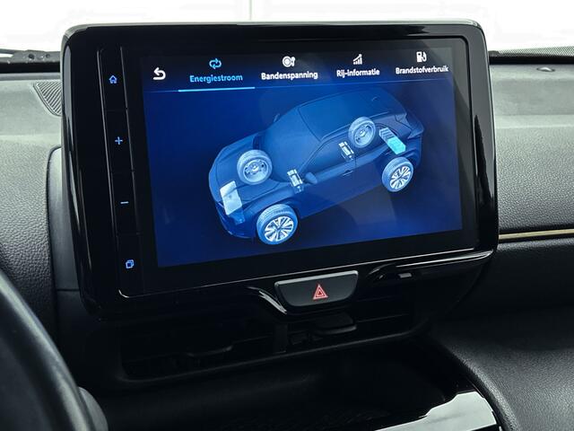 Toyota YARIS Cross 1.5 Hybrid Adventure AWD | All Wheel Drive | Blindspot | Trekhaak | Stoelverwarming | Navigatie |