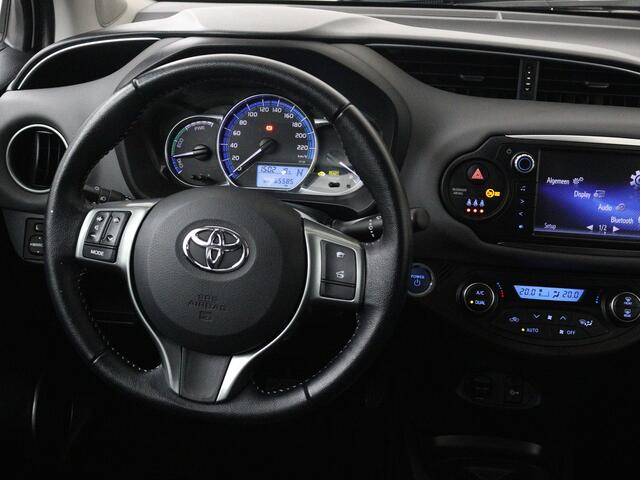 Toyota YARIS 1.5 Hybrid Trend | Parkeersensoren voor en achter | Camera |
