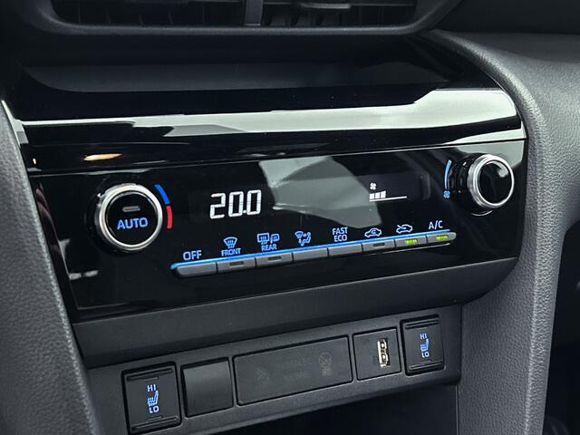 Toyota YARIS Cross 1.5 Hybrid Style Panorama | Navigatie | Stoel- en Stuurverwarming | Head-up Display | Elektrische achterklep