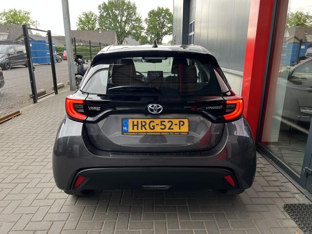 Toyota YARIS 1.5 Hybrid Dynamic Team D | CarPlay | Camera | ACC | LED | Keyless | DAB+