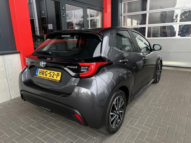 Toyota YARIS 1.5 Hybrid Dynamic Team D | CarPlay | Camera | ACC | LED | Keyless | DAB+