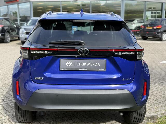 Toyota YARIS Cross 1.5 Hybrid Executive Stoel- & stuurverwarming | PDC V+A |ACC| Elek. achterklep | BSM