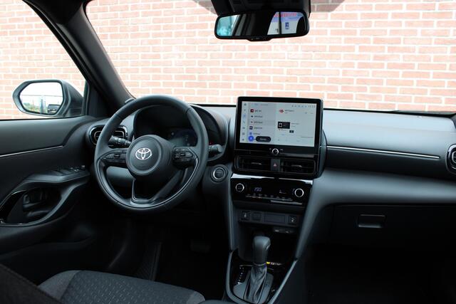 Toyota YARIS Cross 1.5 Hybrid 130PK Team Player APPCONNECT|CAMERA|ACC|STUUR/STOELVERW|LANE ASSIST|