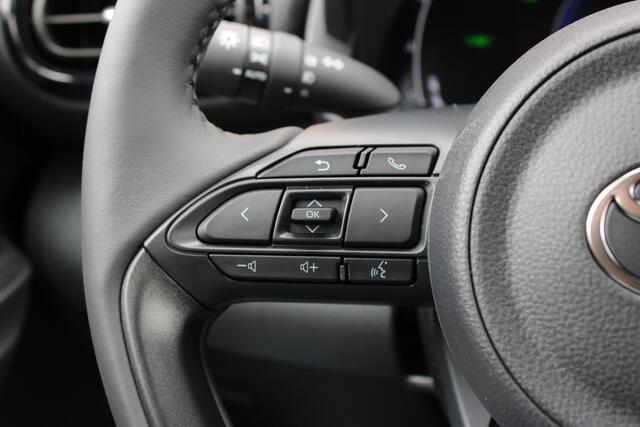 Toyota YARIS Cross 1.5 Hybrid 130PK Team Player APPCONNECT|CAMERA|ACC|STUUR/STOELVERW|LANE ASSIST|